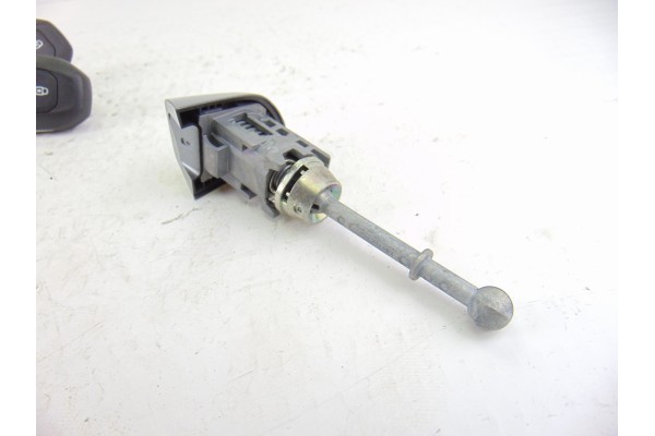 Antirrobo / llave contacto, Peugeot 5008 Active 2017, 9842681480