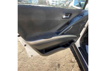 Toyota Corolla Verso (R1) 2.2 D-4D Luna 2008 para piezas | Desguace Gandia SL