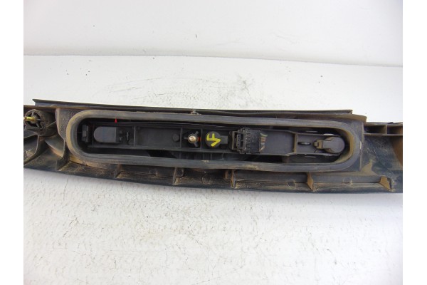 Piloto trasero derecho, Renault Kangoo I (F/KC0) Authentique 2001