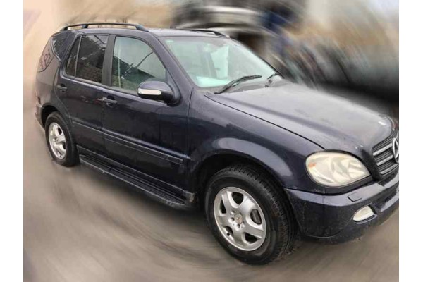 Mercedes-Benz Clase ML (BM 163) 2002 para piezas | Desguace Gandia SL