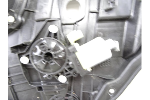 Elevalunas trasero derecho, Kia Xceed eDrive PHEV 2024, 83480J7300