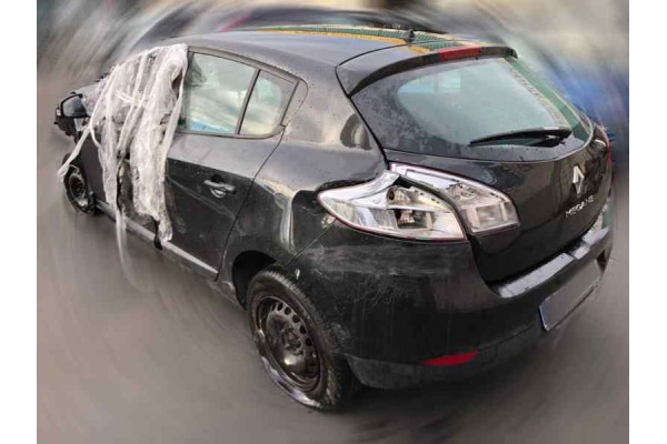 Renault Megane III Berlina 5P Expression 2010 para piezas | Desguace Gandia SL