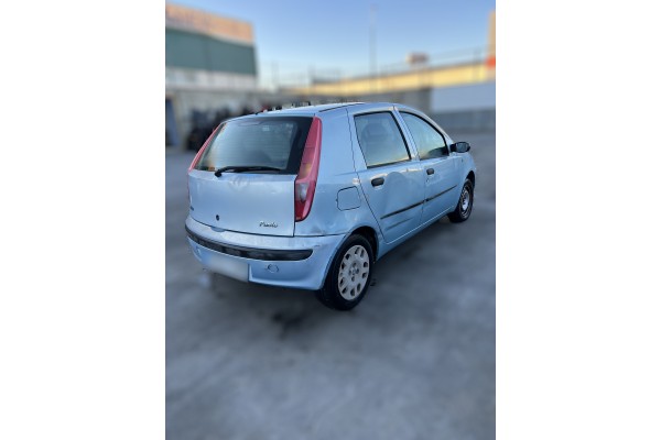 Fiat II Punto (188) Berlina 1.2 8V ELX (I) 2003 para piezas | Desguace Gandia SL