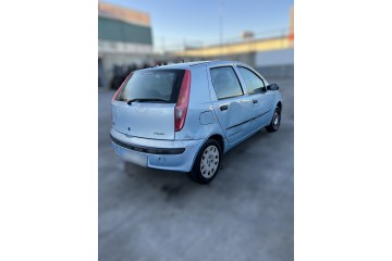 Fiat II Punto (188) Berlina 1.2 8V ELX (I) 2003 para piezas | Desguace Gandia SL