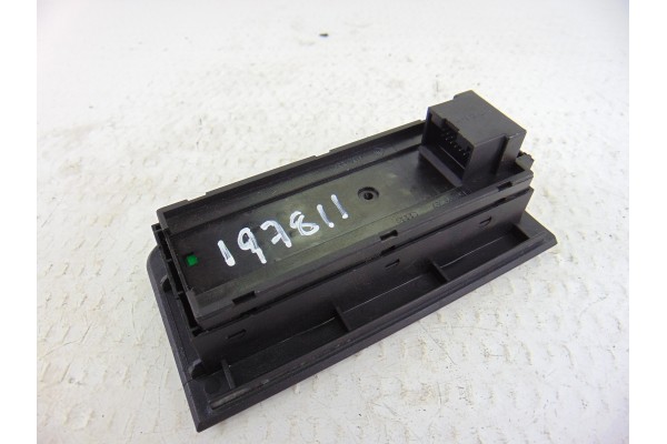 Mando elevalunas delantero izquierdo, Audi A6 Avant (4B5) 3.0 2002, 4B0959851