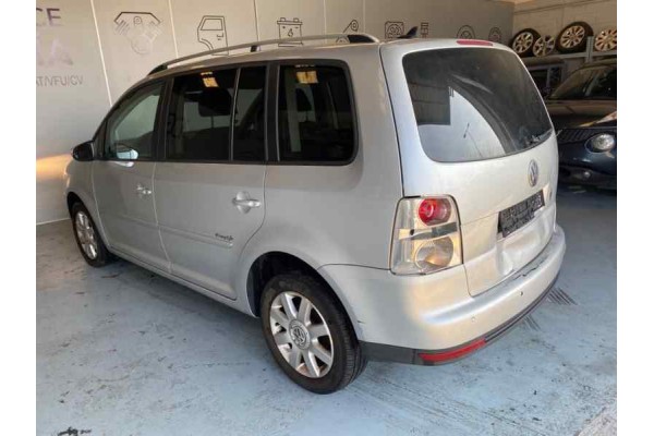 Volkswagen Touran (1T2) Highline 2006 para piezas | Desguace Gandia SL