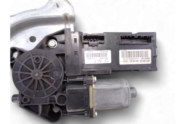 Elevalunas delantero izquierdo, Renault Megane Iii Sport Tourer Business 2011