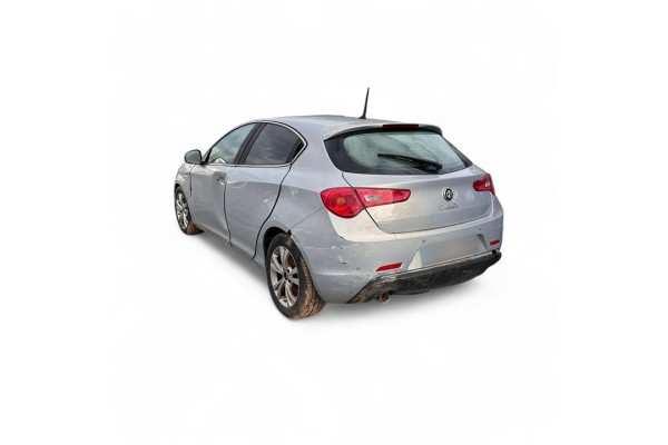 Alfa Romeo Giulietta (191) Distinctive 2014 para piezas | Desguace Gandia SL