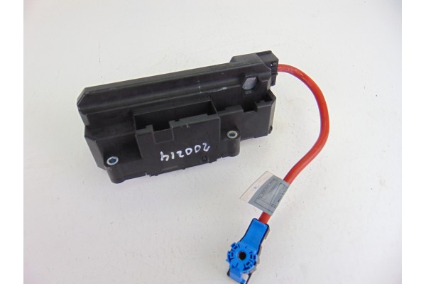 Caja reles / fusibles, Bmw Serie 7 (E65/E66) 740d 2007, 6900583
