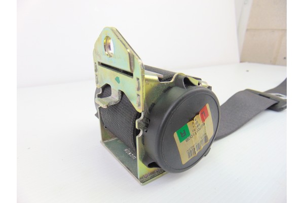 Cinturon seguridad trasero derecho, Bmw Serie 1 Berlina (E81/E87) 123d 2009