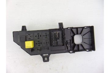 Caja reles / fusibles, Opel Vectra C Berlina Elegance 2006, 13223679