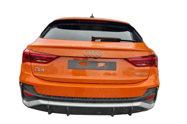 Audi Q3 (F3B) 35 TDI S Line 2022 para piezas | Desguace Gandia SL