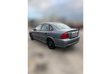 Opel Vectra B Berlina Básico 2001 para piezas | Desguace Gandia SL