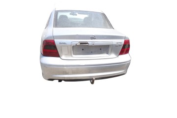 Opel Vectra B Berlina Básico 2001 para piezas | Desguace Gandia SL