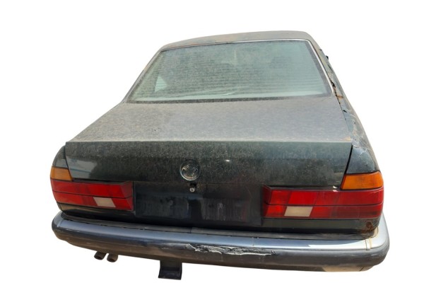 BMW Serie 7 (E32) 735I 1990 para piezas | Desguace Gandia SL