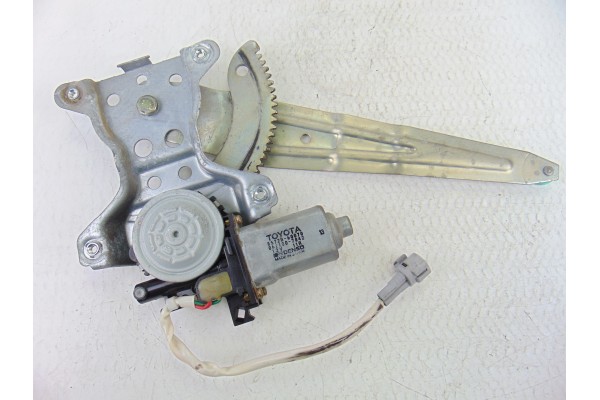 Elevalunas trasero derecho, Toyota Land Cruiser (J9) TD VX (5-ptas.) (KZJ95) 1997