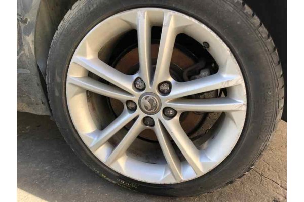 Opel Insignia Berlina Cosmo 2011 para piezas | Desguace Gandia SL