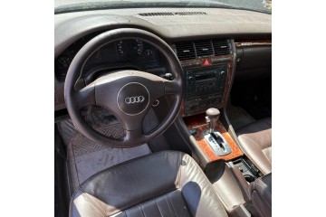 Audi A8 (D2) 2.5 TDI Quattro 2001 para piezas | Desguace Gandia SL