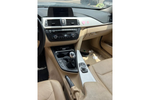 BMW Serie 3 Touring (F31) 318D 2014 para piezas | Desguace Gandia SL