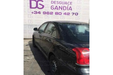 Toyota Avensis Berlina (T25) 2.0 D4-D Executive Berlina (5-Ptas.) 2003 para piezas | Desguace Gandia SL