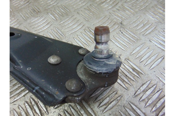 Brazo suspension inferior delantero derecho, Opel Corsa e Selective 2017