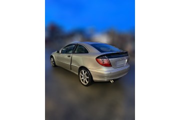 Mercedes-Benz Clase C (BM 203) Sportcoupe C 220 CDI (203.706) 2004 para piezas | Desguace Gandia SL