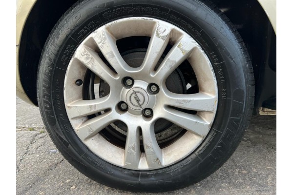 Opel Corsa D Cosmo 2009 para piezas | Desguace Gandia SL