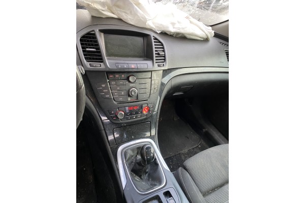 Opel Insignia Berlina Cosmo 2010 para piezas | Desguace Gandia SL