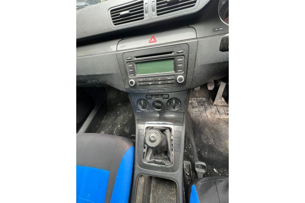 Volkswagen Passat Berlina (3C2) Sportline 2005 para piezas | Desguace Gandia SL