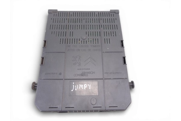 Caja reles / fusibles, Citroen Jumpy HDi 90 27 L1H1 Furg. acristaldo 2011