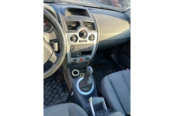 Renault Megane II Coupe/Cabrio Confort Authentique 2004 para piezas | Desguace Gandia SL