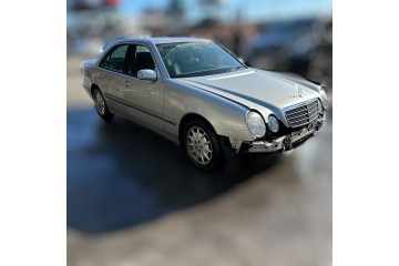 Mercedes-Benz Clase e (BM 210) Berlina 200 Kompressor (210.048) 2002 para piezas | Desguace Gandia SL
