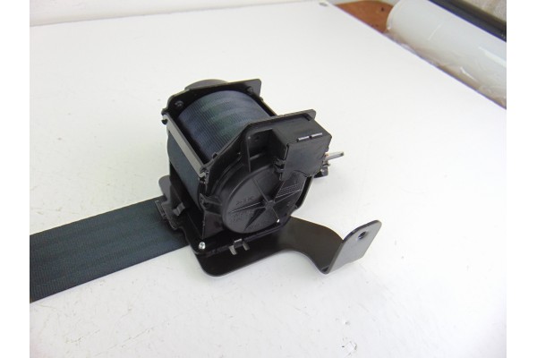 Cinturon seguridad trasero izquierdo, Hyundai I30 (Gd) Classic 2012