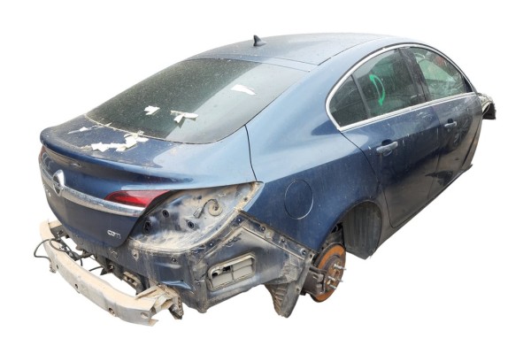 Opel Insignia Berlina Excellence 2015 para piezas | Desguace Gandia SL