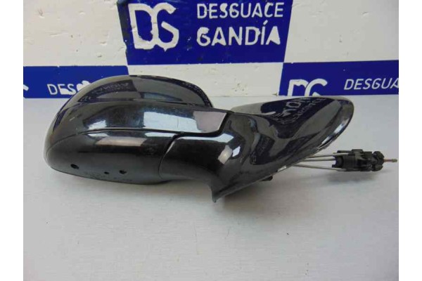 Retrovisor derecho