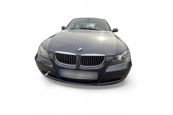 BMW Serie 3 Berlina (E90) 318D 2006 para piezas | Desguace Gandia SL