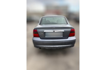 Opel Vectra B Berlina Básico 2001 para piezas | Desguace Gandia SL