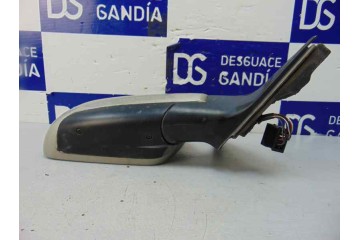 Retrovisor derecho, Audi A6 Berlina (4B2) 2.5 Tdi 2002