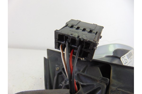Retrovisor derecho, Audi A4 Berlina (B5) 1.8 T Quattro (110kW) 1997