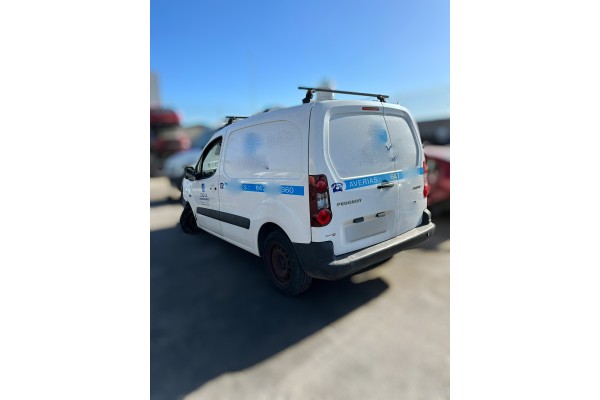 Peugeot Partner Furgón Confort L1 2014 para piezas | Desguace Gandia SL