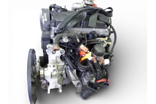 Motor completo, Volkswagen Passat Berlina (3B3) Edition 2005, AVB