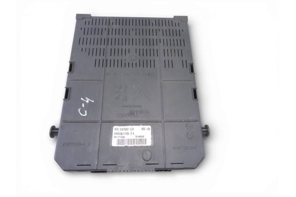 Caja reles / fusibles, Citroen C4 Berlina Collection 2006, 9661940480