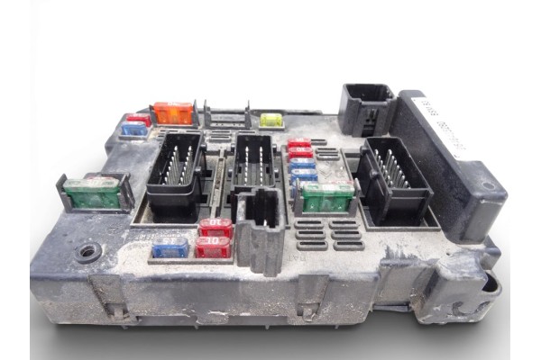 Caja reles / fusibles, Citroen Xsara Berlina 2.0 HDi Exclusive (80kW) 2002, 9646405280