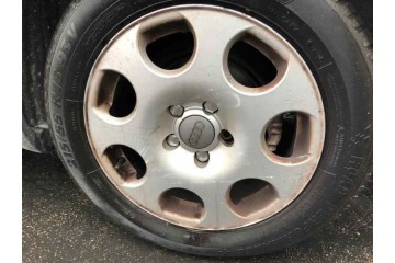 Audi A4 Berlina (8E) 2.5 TDI 2003 para piezas | Desguace Gandia SL
