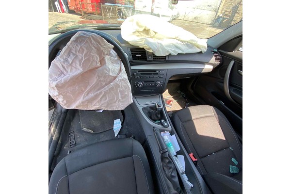 BMW Serie 1 Berlina (E81/E87) 118D 2008 para piezas | Desguace Gandia SL