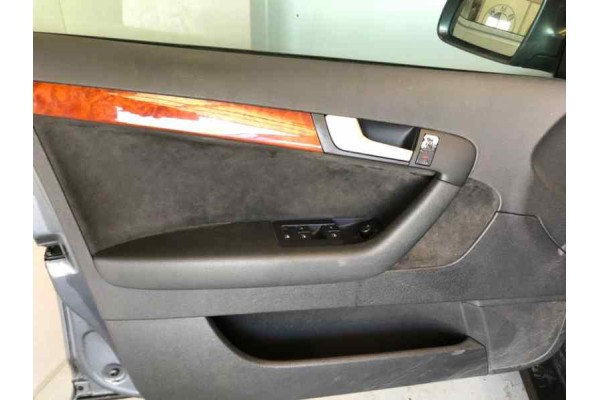 Audi A3 Sportback (8PA) 2.0 TDI Ambiente 2005 para piezas | Desguace Gandia SL