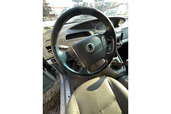 Ssangyong Rodius Xdi Limited 2005 para piezas | Desguace Gandia SL