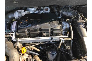 VOLKSWAGEN TOURAN (1T2) Advance