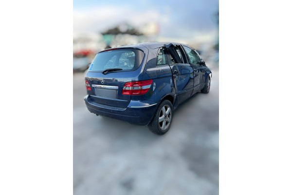 Mercedes-Benz Clase B (BM 245) 200 (245.233) 2008 para piezas | Desguace Gandia SL