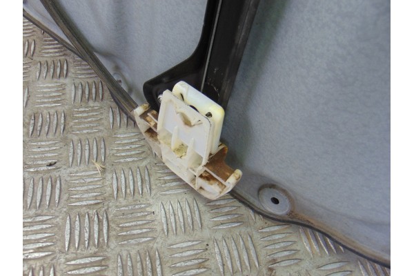 Elevalunas trasero izquierdo, Volkswagen Touran (1T1) Trendline 2004, 1K0959703B